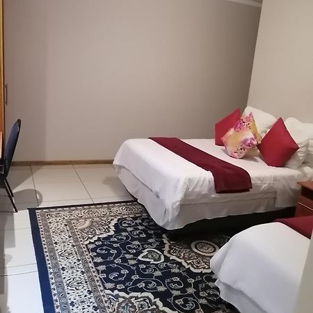 Royal Lodge Witbank Zewnętrze zdjęcie
